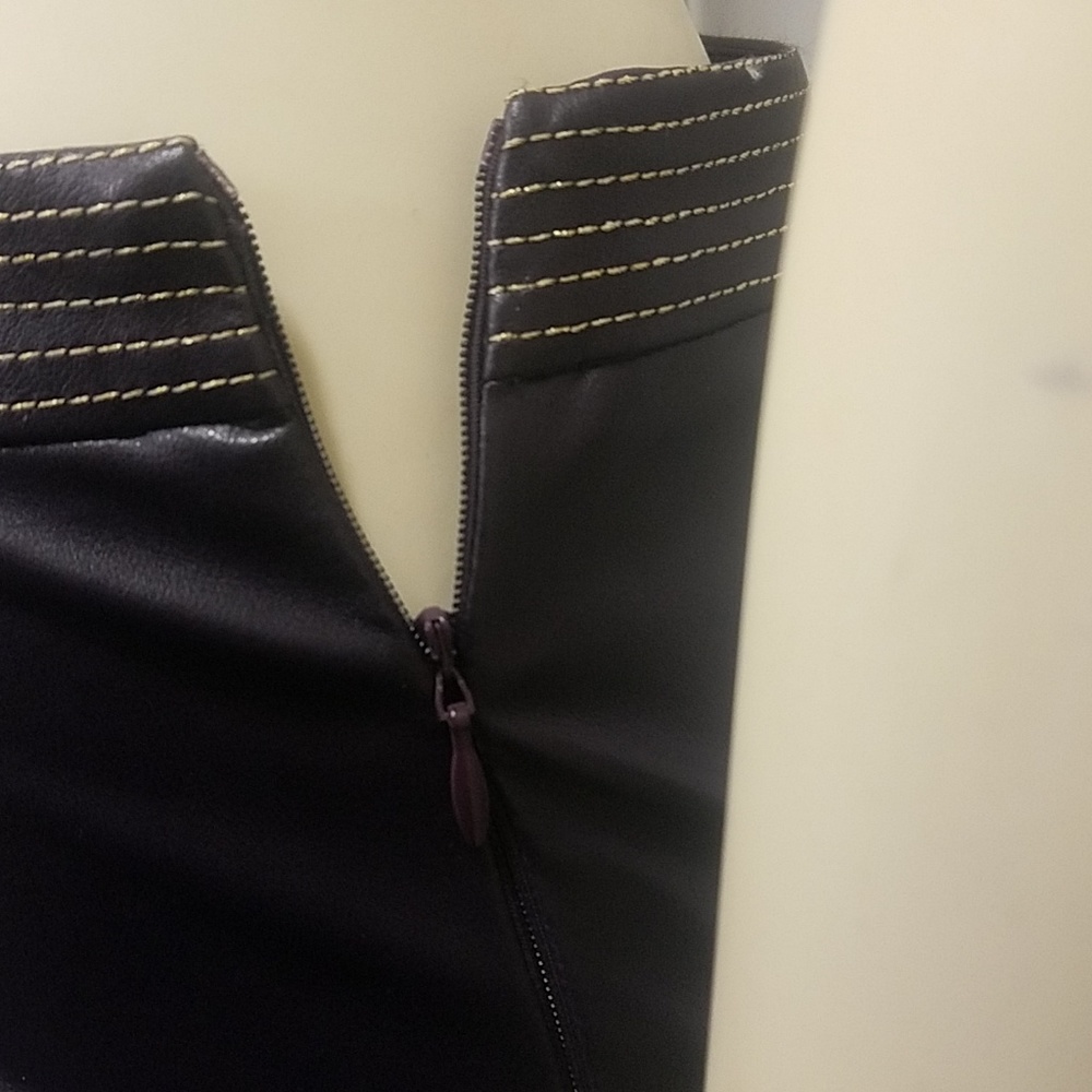 Versace pants - Picture 3 of 7